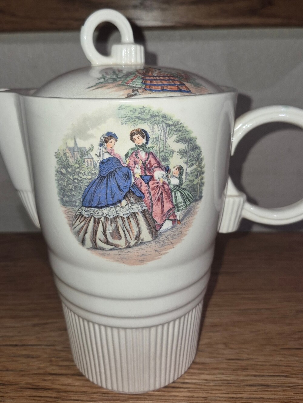 Vintage mid-century Coffee Pot by the Salem China Co Of Salem Ohio